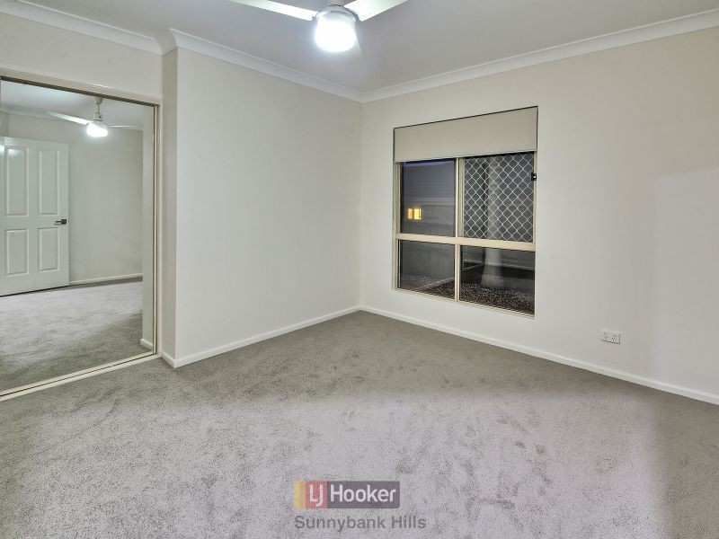 16 Janarde Place, Parkinson QLD 4115