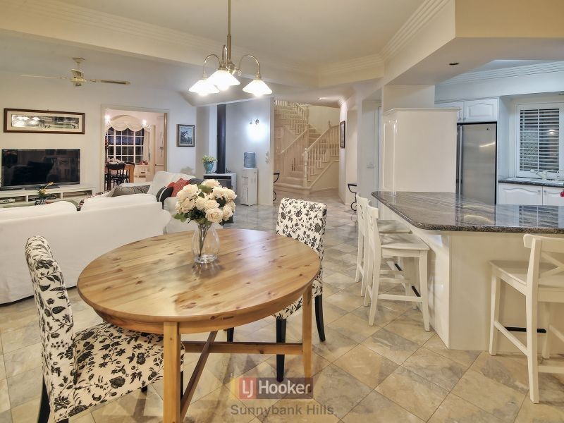 17 Ribands Place, Sunnybank Hills QLD 4109