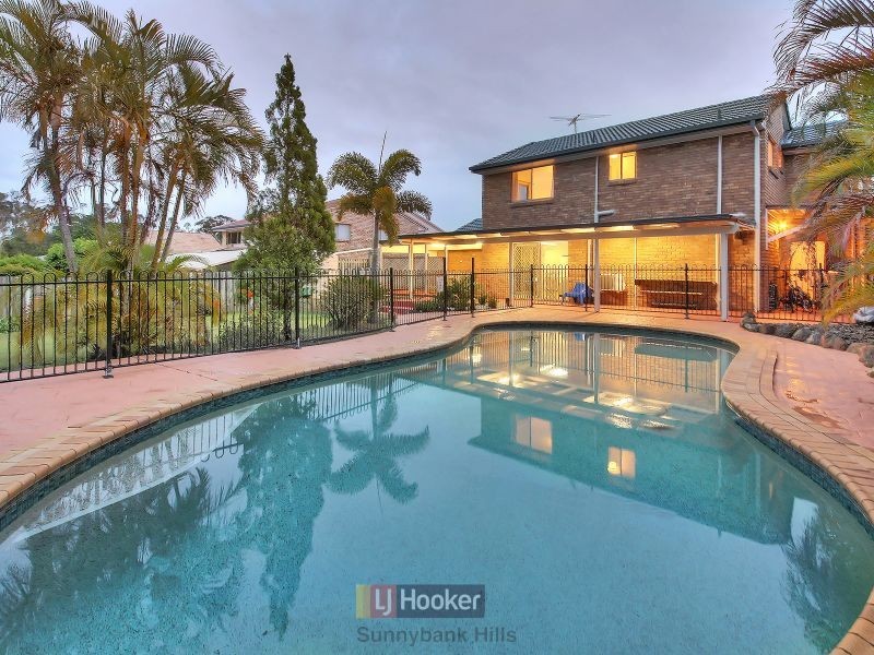 60 Casuarina Crescent, Calamvale QLD 4116
