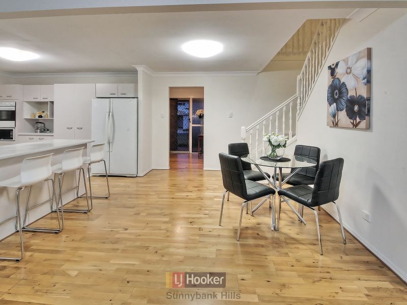 60 Casuarina Crescent, Calamvale QLD 4116