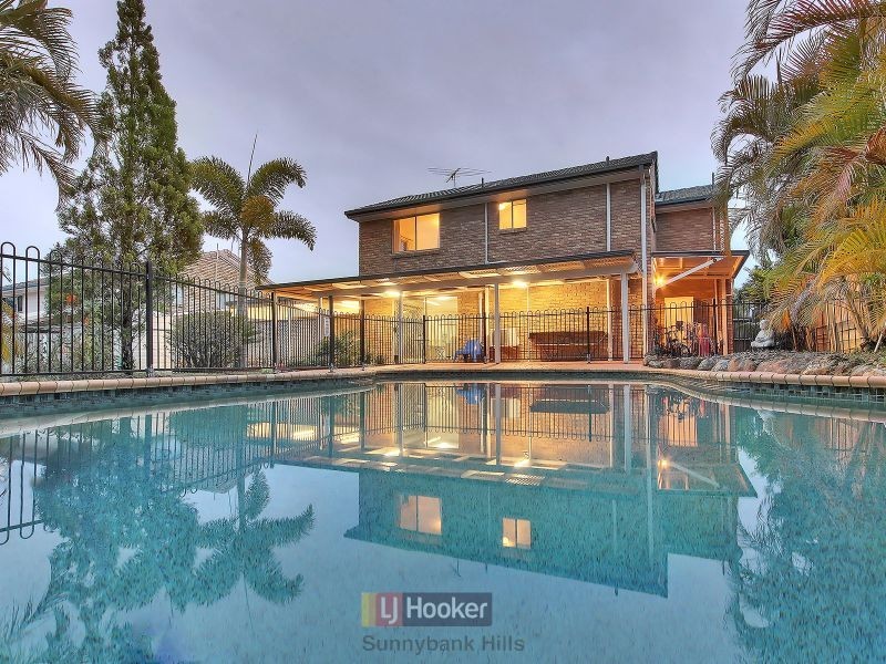 60 Casuarina Crescent, Calamvale QLD 4116