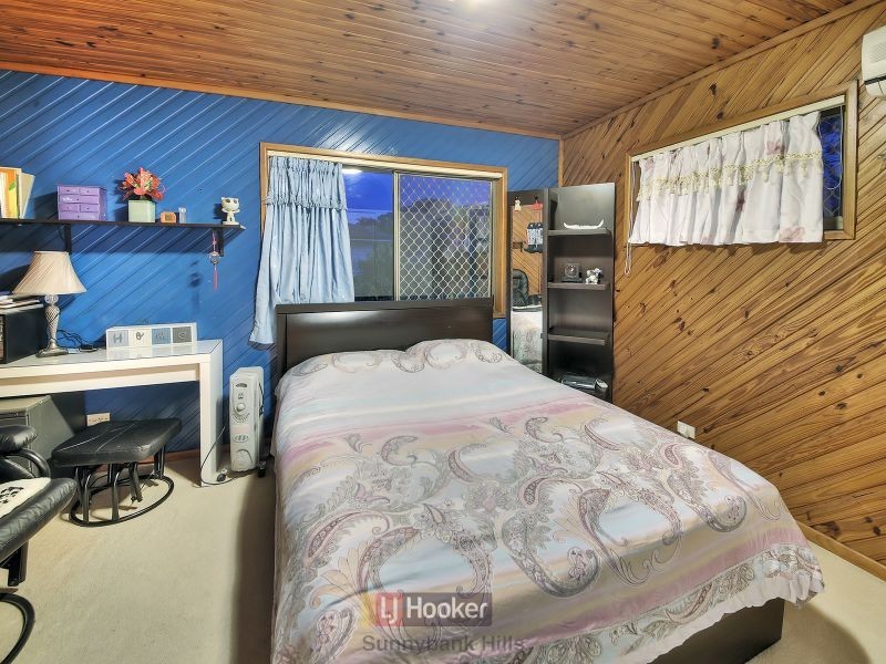 14 Carnoustie Street, Macgregor QLD 4109