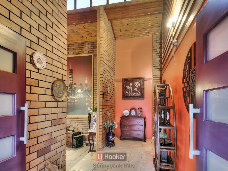 14 Carnoustie Street, Macgregor QLD 4109