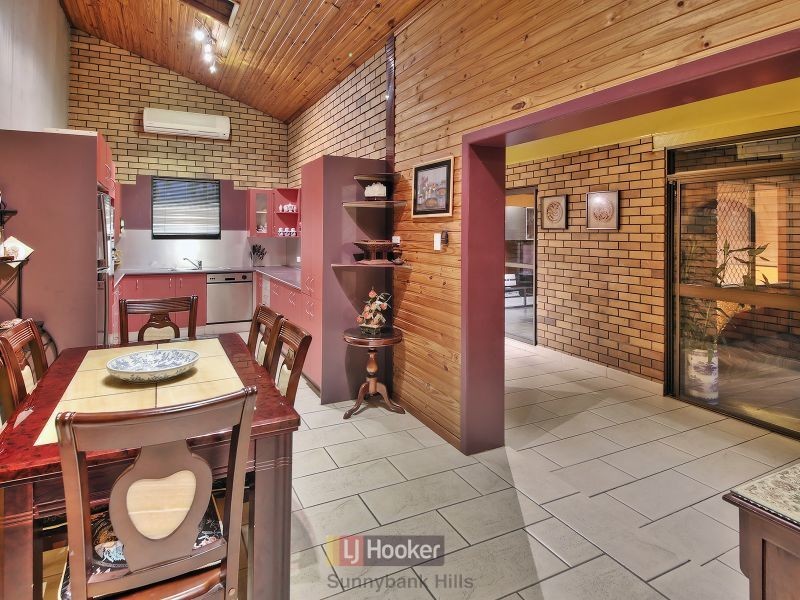 14 Carnoustie Street, Macgregor QLD 4109