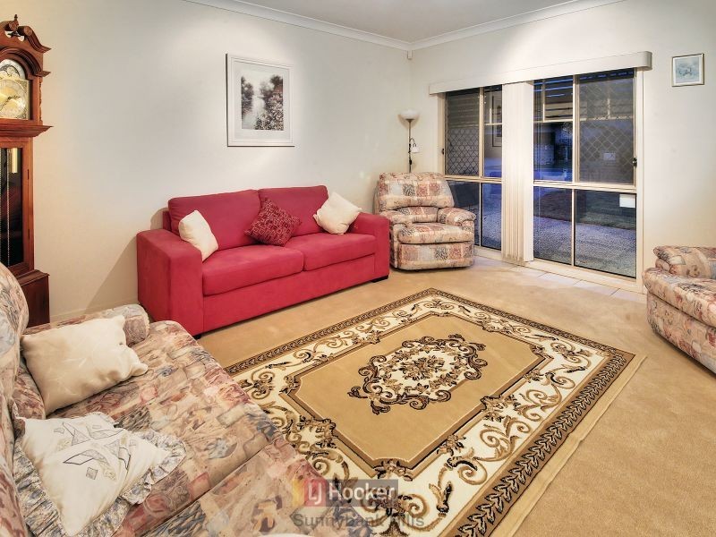 7 Hoop Pine Place, Sunnybank Hills QLD 4109