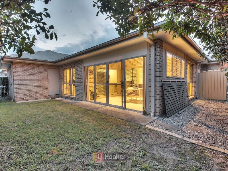 7 Hoop Pine Place, Sunnybank Hills QLD 4109
