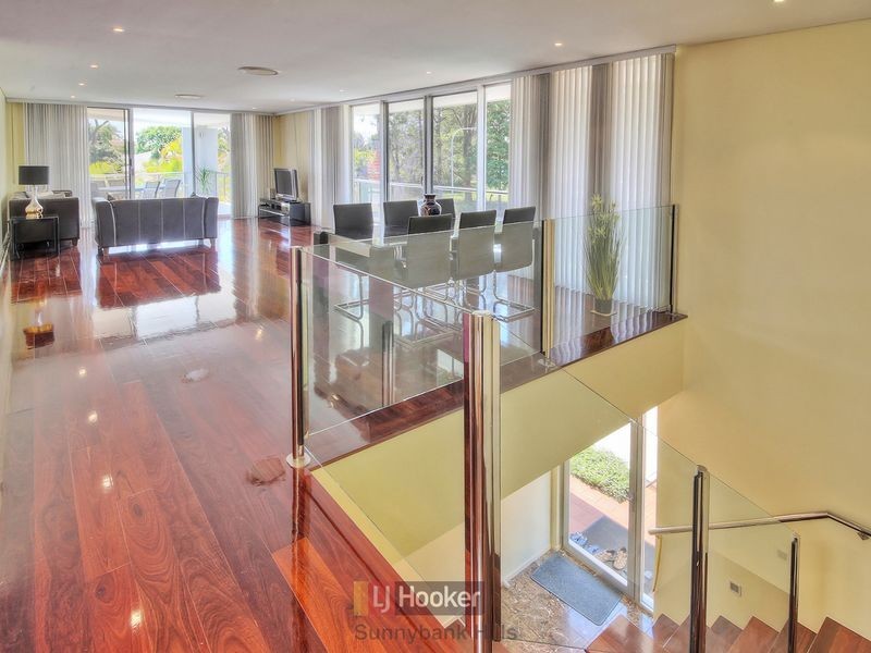 2 Goodwill Street, Robertson QLD 4109