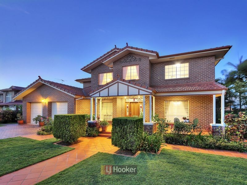 60 Delfin Drive, Macgregor QLD 4109