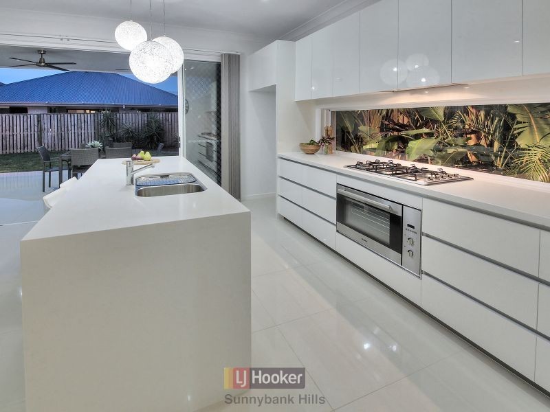 86 Skyview Avenue, Rochedale QLD 4123