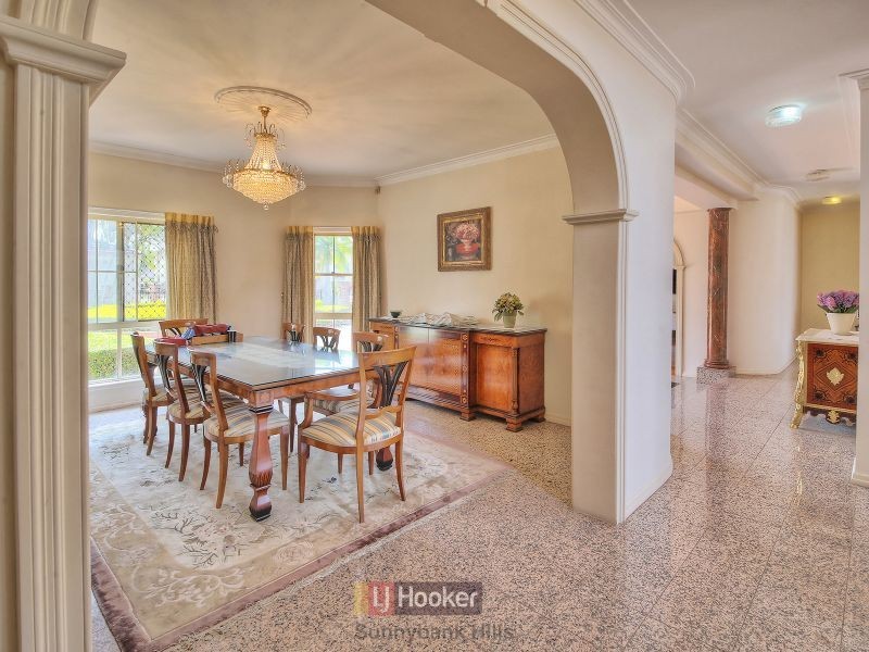 811 Musgrave Road, Robertson QLD 4109