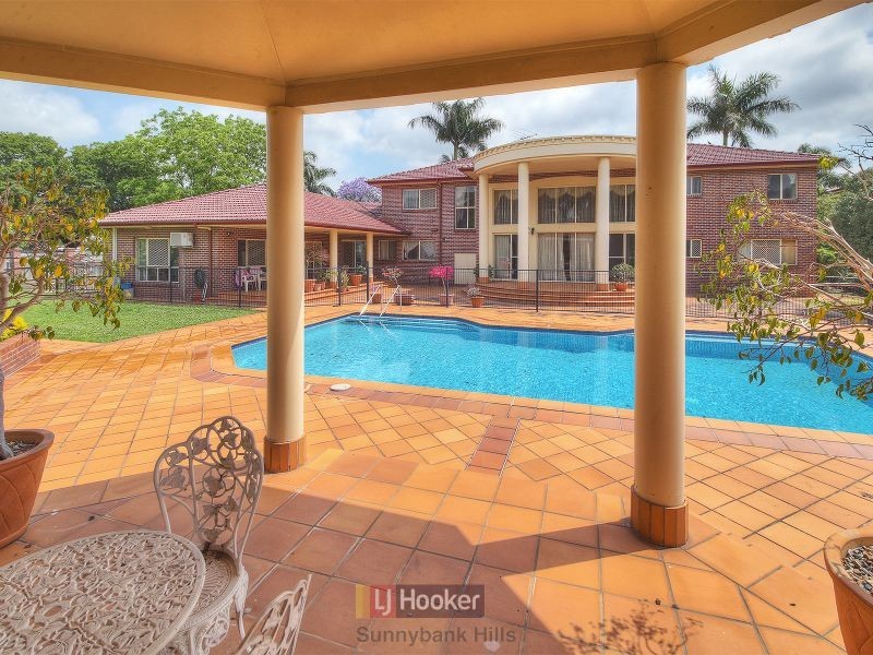 811 Musgrave Road, Robertson QLD 4109