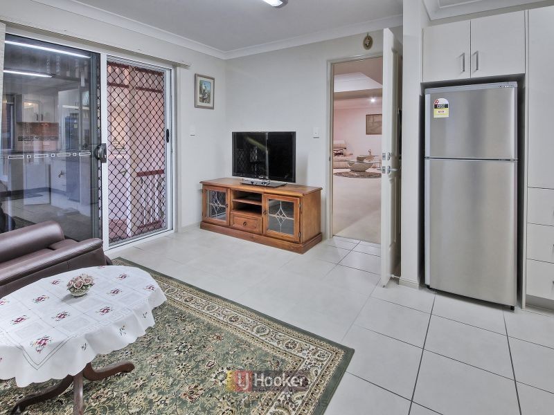 27 Azalea Crescent, Calamvale QLD 4116