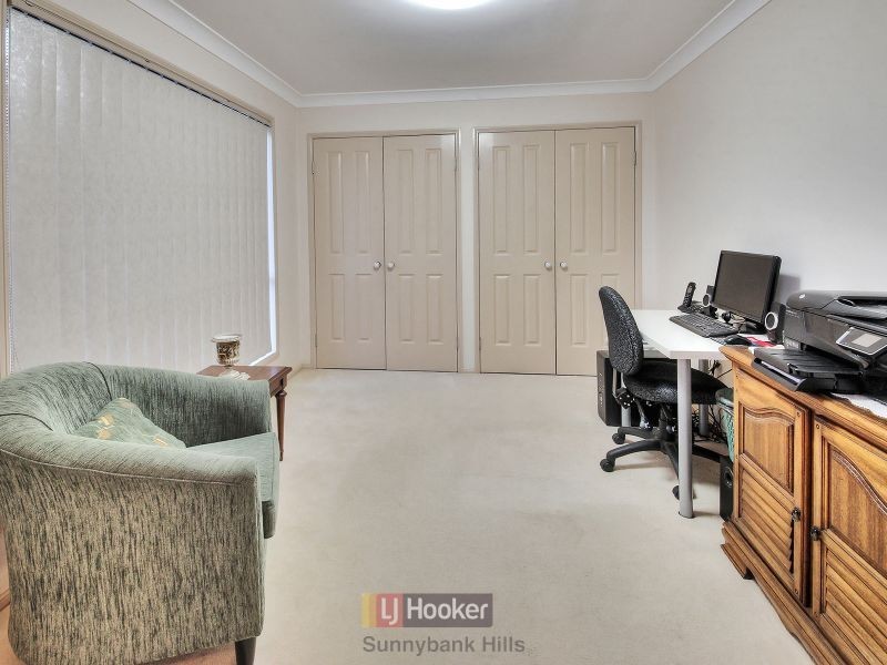 27 Azalea Crescent, Calamvale QLD 4116