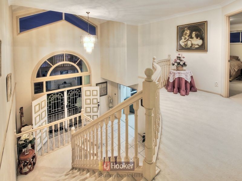 27 Azalea Crescent, Calamvale QLD 4116