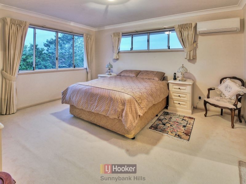 27 Azalea Crescent, Calamvale QLD 4116