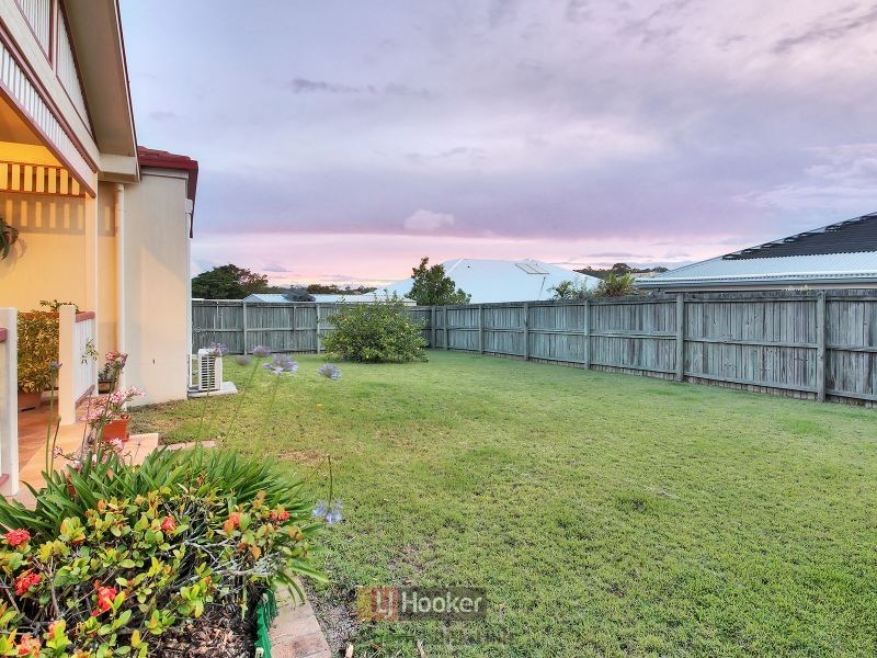 27 Azalea Crescent, Calamvale QLD 4116