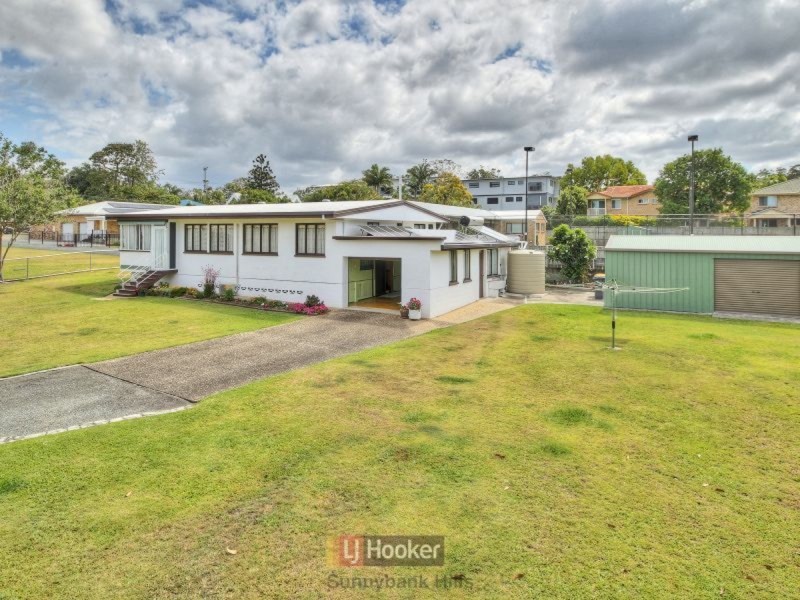 32 Hertford Street, Upper Mount Gravatt QLD 4122
