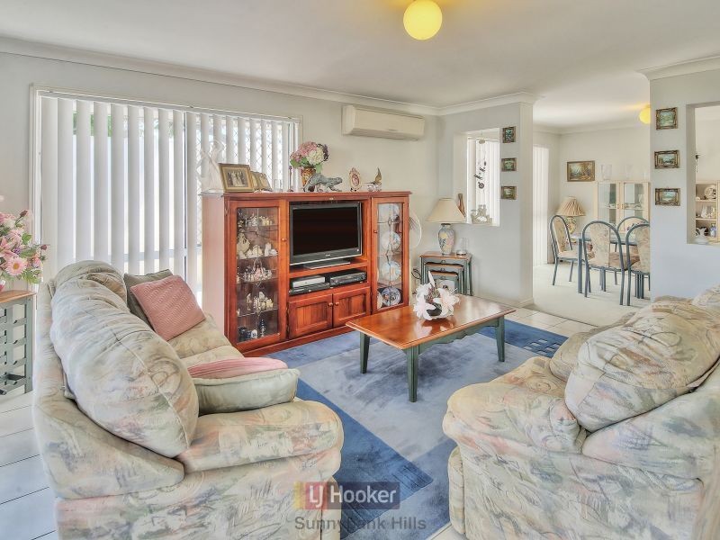 28 Magnolia Grove, Robertson QLD 4109