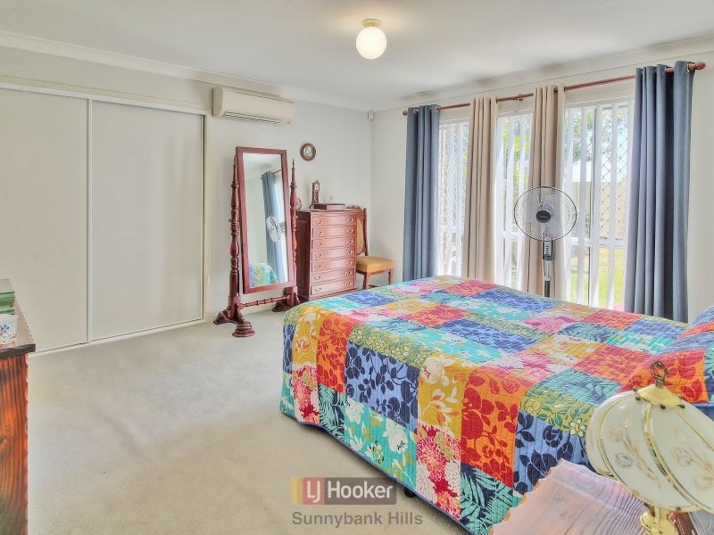 28 Magnolia Grove, Robertson QLD 4109