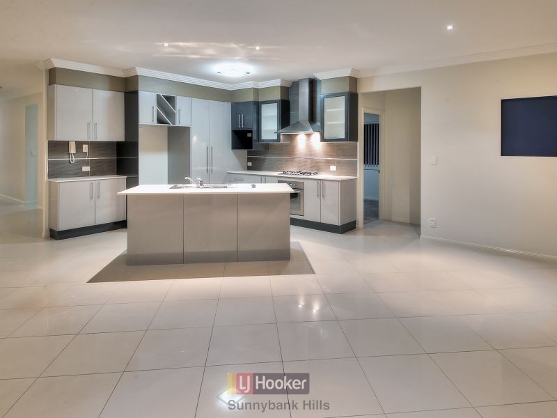 7 Haseler Crescent, Sunnybank Hills QLD 4109