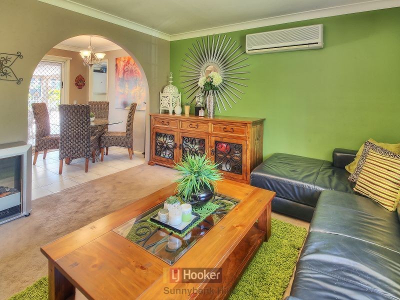 1 Lochore Court, Crestmead QLD 4132