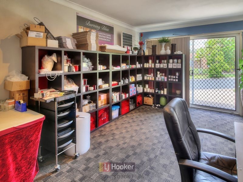 1 Lochore Court, Crestmead QLD 4132