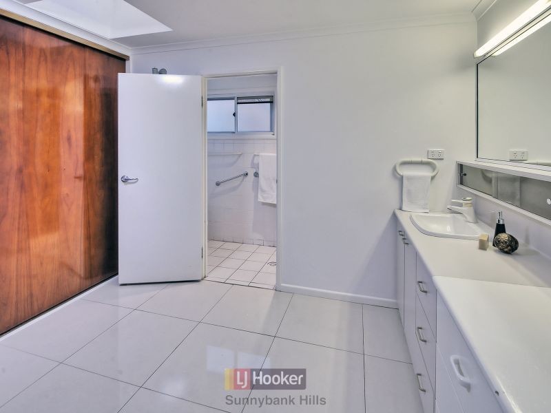 170 Hellawell Road, Sunnybank Hills QLD 4109