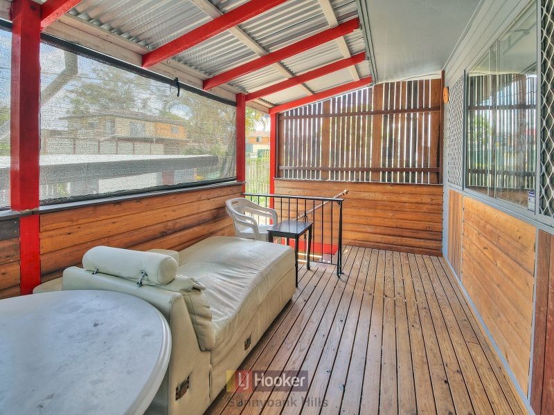 1 Dawson Road, Woodridge QLD 4114