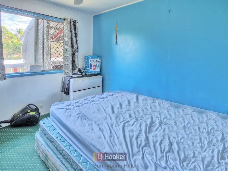 1 Dawson Road, Woodridge QLD 4114