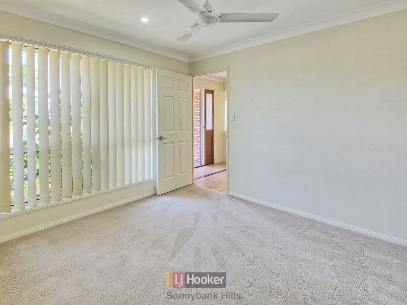 7 Finke Close, Parkinson QLD 4115