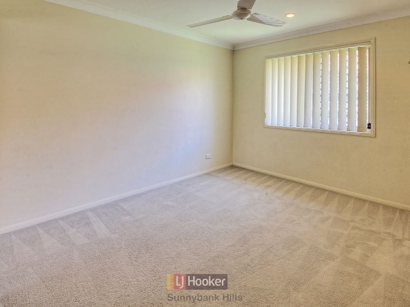 7 Finke Close, Parkinson QLD 4115