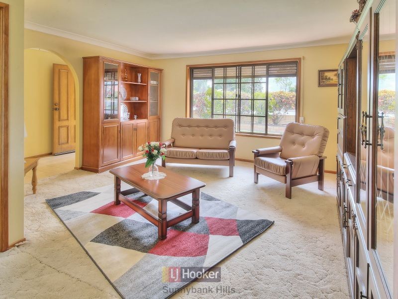 130 Pinelands Road, Sunnybank Hills QLD 4109