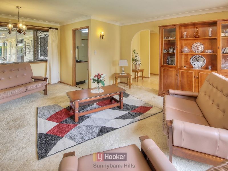 130 Pinelands Road, Sunnybank Hills QLD 4109