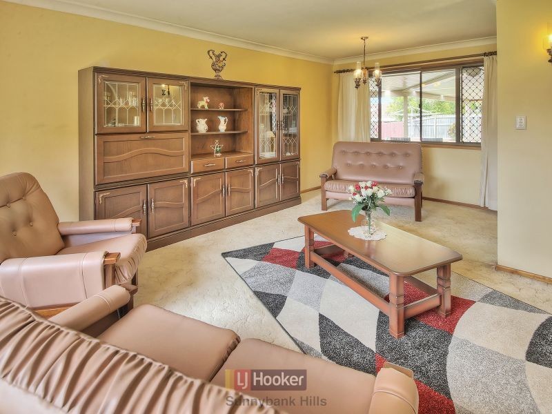 130 Pinelands Road, Sunnybank Hills QLD 4109