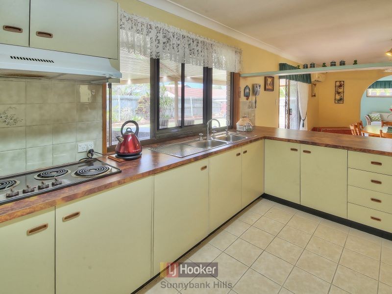 130 Pinelands Road, Sunnybank Hills QLD 4109