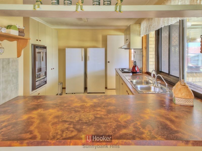 130 Pinelands Road, Sunnybank Hills QLD 4109