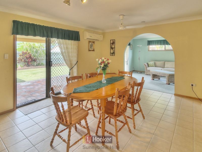 130 Pinelands Road, Sunnybank Hills QLD 4109