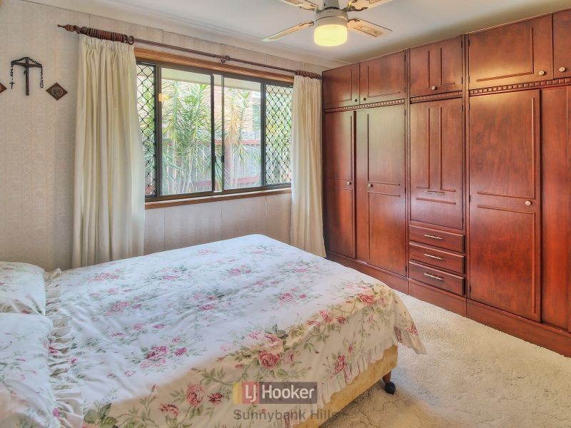 130 Pinelands Road, Sunnybank Hills QLD 4109