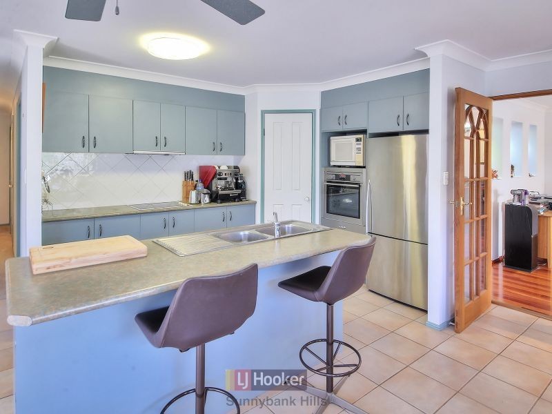 70 Lakewood Avenue, Parkinson QLD 4115