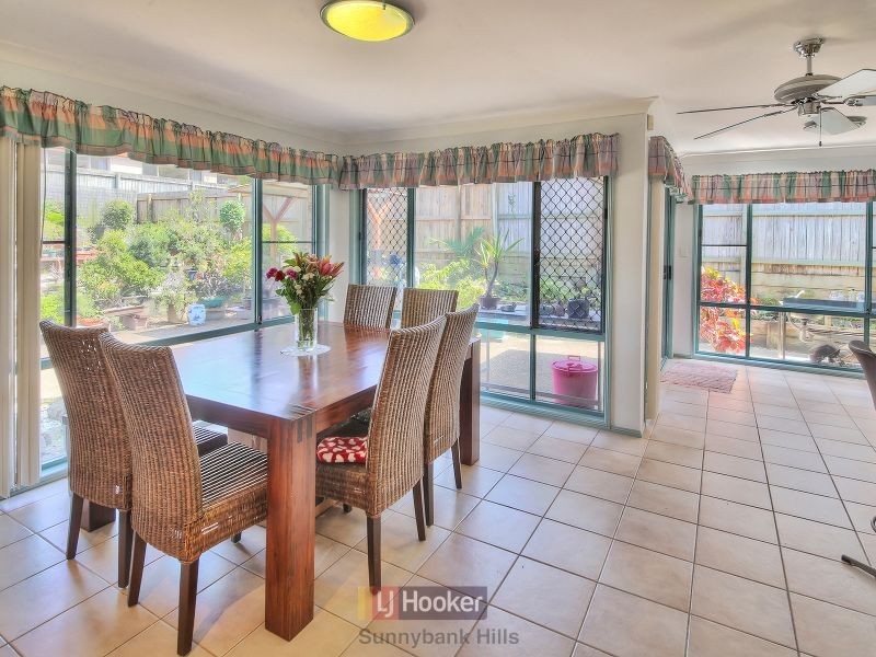 70 Lakewood Avenue, Parkinson QLD 4115