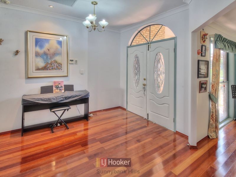 70 Lakewood Avenue, Parkinson QLD 4115