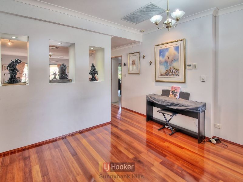 70 Lakewood Avenue, Parkinson QLD 4115