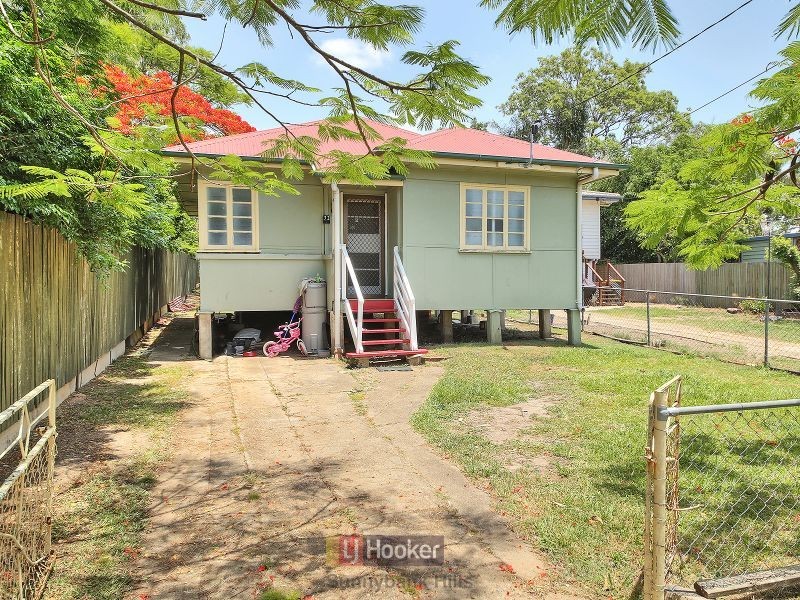 32 Dartmouth Street, Coopers Plains QLD 4108