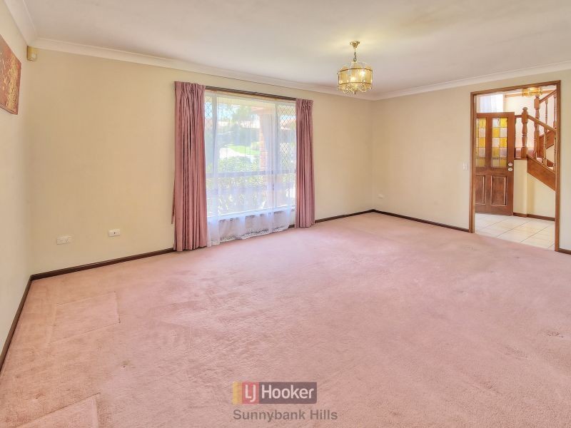 19 Roosevelt Drive, Stretton QLD 4116