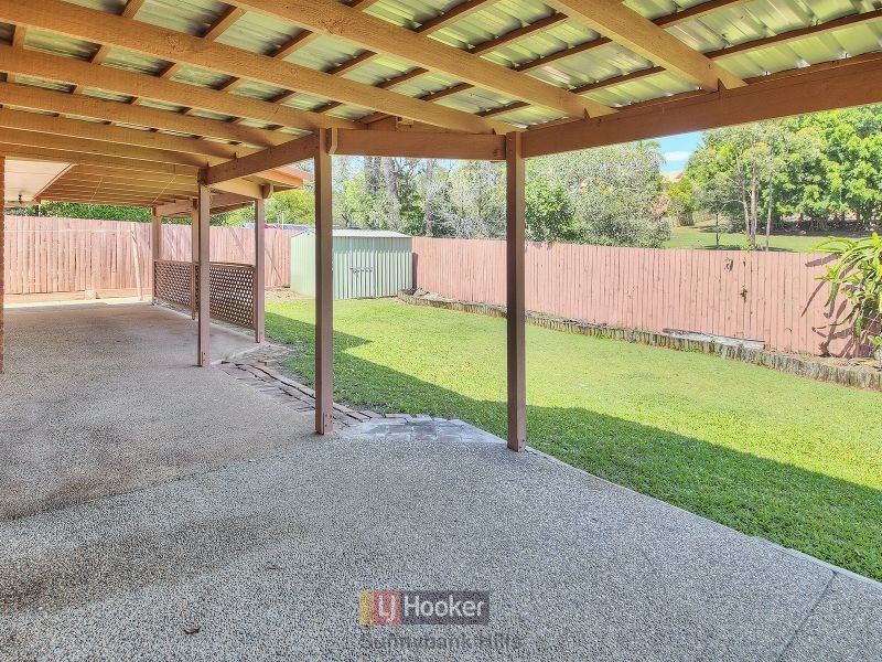 19 Roosevelt Drive, Stretton QLD 4116