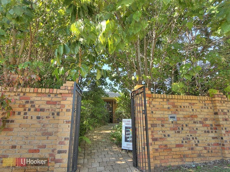 2 Chateau Street, Calamvale QLD 4116