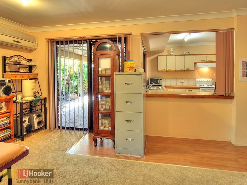 2 Chateau Street, Calamvale QLD 4116