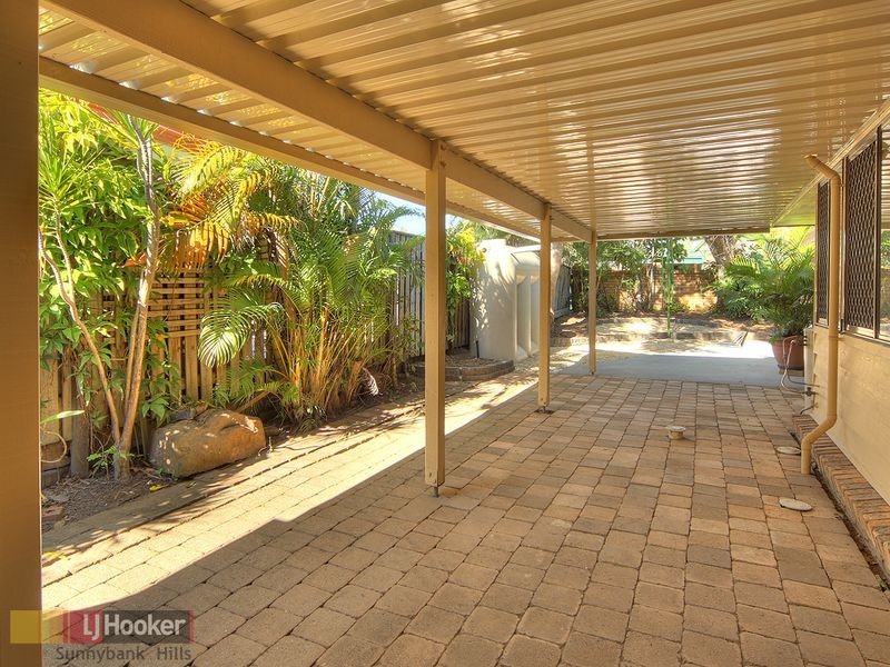 2 Chateau Street, Calamvale QLD 4116
