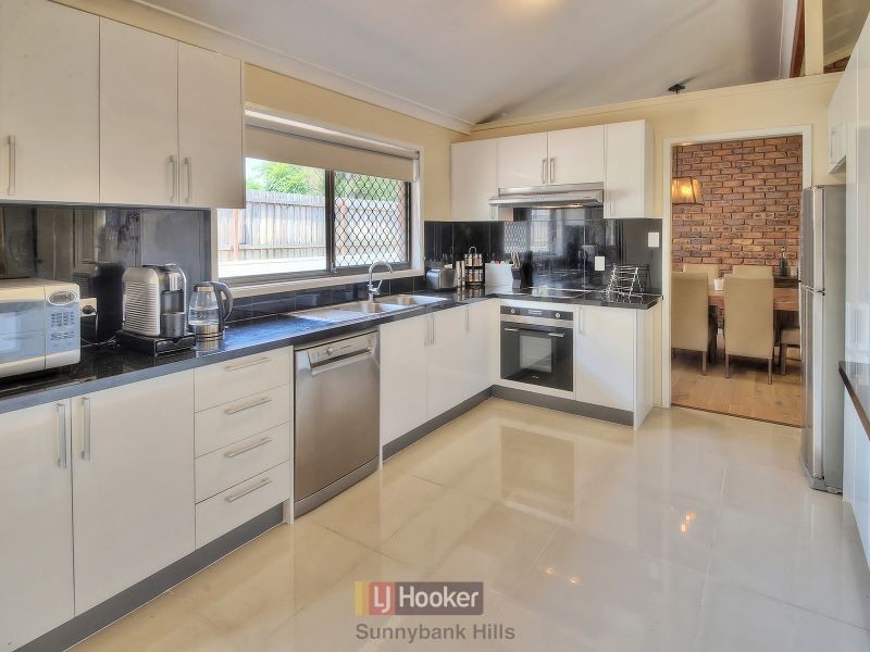 15 Condamine Street, Runcorn QLD 4113