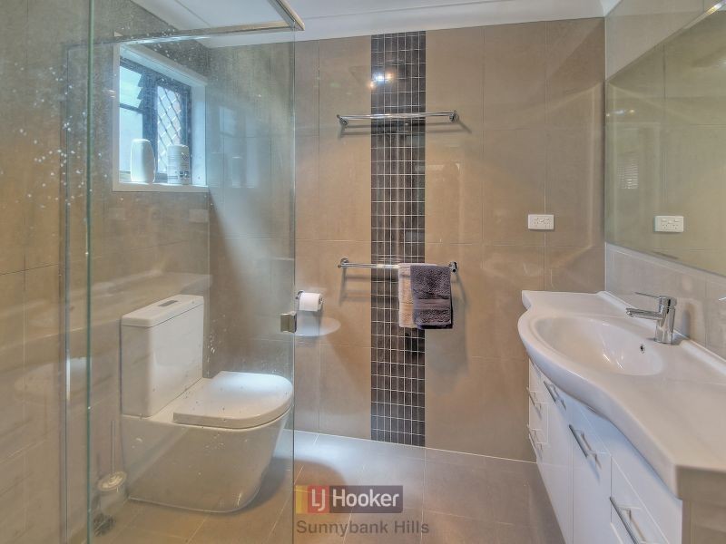 15 Condamine Street, Runcorn QLD 4113